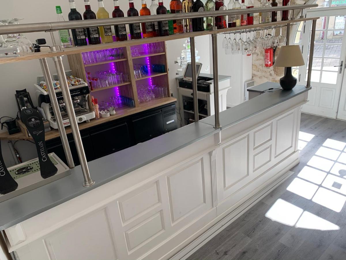 Au Fin Gourmet Hotel Льо Кроази Екстериор снимка