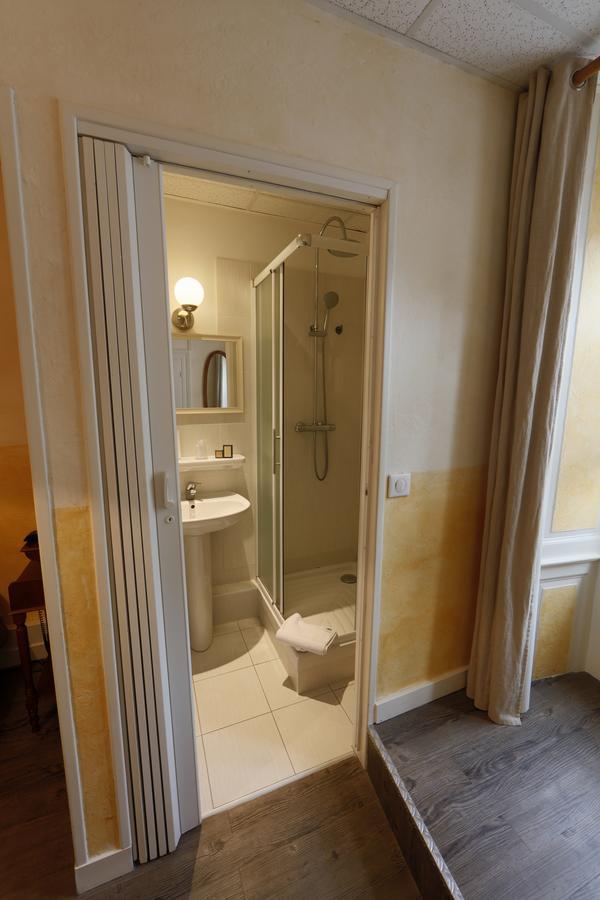 Au Fin Gourmet Hotel Льо Кроази Екстериор снимка