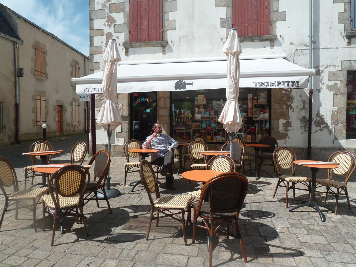 Au Fin Gourmet Hotel Льо Кроази Екстериор снимка